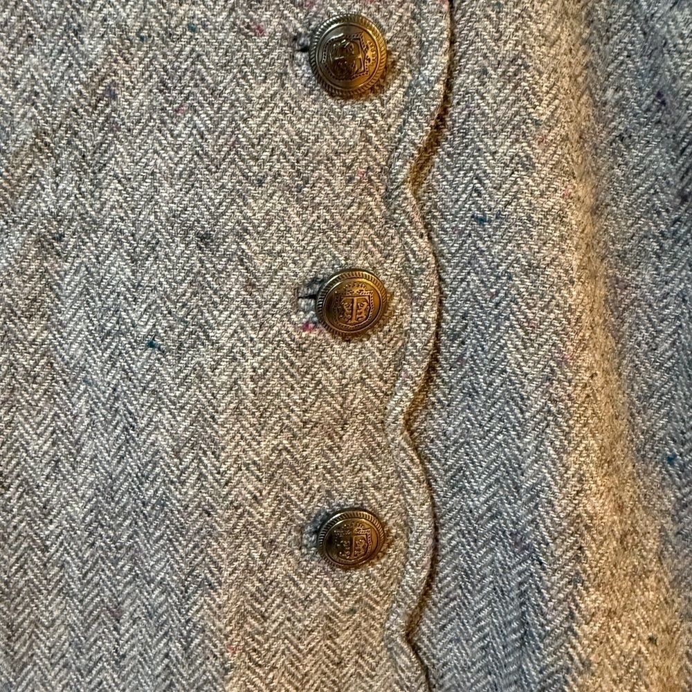 Talbots Charcoal Wool Blend Mini w Unique Crest Buttons - Picture 4 of 5
